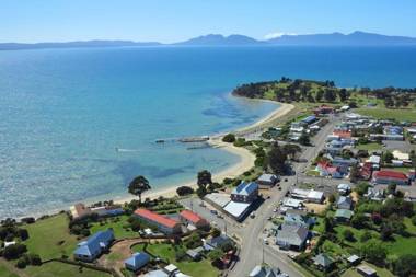 Swansea Cottages & Lodge Suites