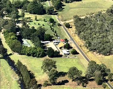 Christmas Creek Café & Cabins