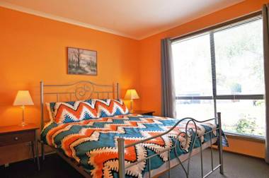 ALWYNS BY THE SEA - PET FRIENDLY (OUTSIDE ONLY)