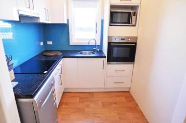 VINTAGE SUNRISE - PET FRIENDLY (OUTSIDE ONLY)