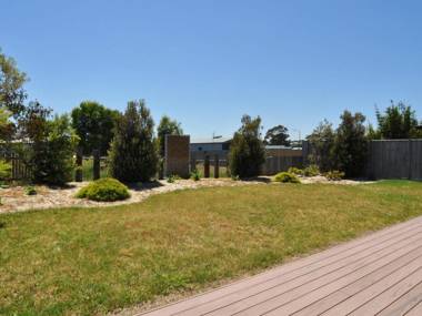 SUNNYSIDE - SURF SIDE