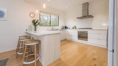 VERONICA LODGE - FREE WIFI