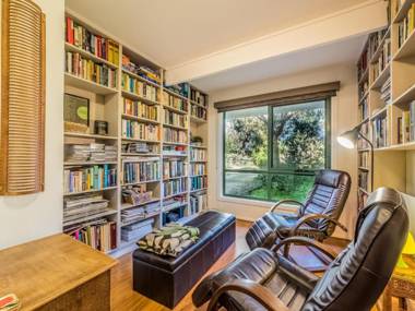 WOODINGDEAN - PET FRIENDLY