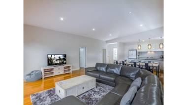 SAIL AWAY - INLET SIDE