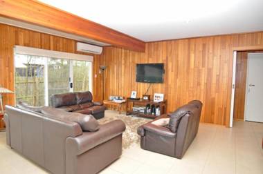 WELCOME BREAK - PET FRIENDLY