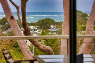 COASTAL BEAUTY ON BRUCE