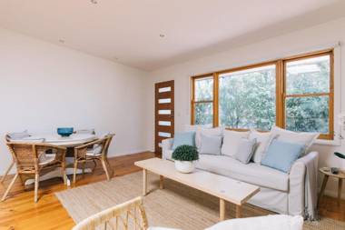 DOVESTONES BY THE SEA - INVERLOCH