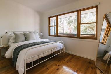 DOVESTONES BY THE SEA - INVERLOCH