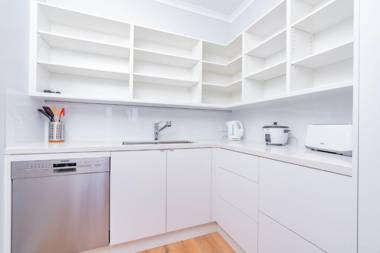 VIEWS FOREVER - INVERLOCH