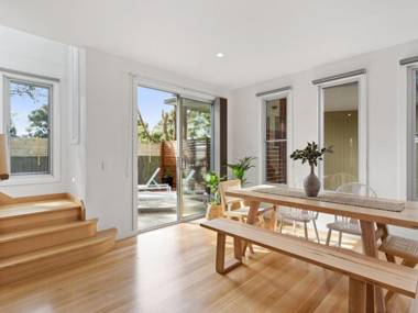 NORMANBY COASTAL - FREE WIFI NETFLIX and ALL LINEN INCLUDED