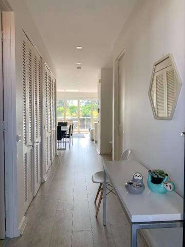 AT BROADBEACH RESORT INVERLOCH