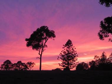 Valley Cabins By The Creek