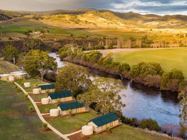 Truffle Lodge Dinner Bed Breakfast Glamping