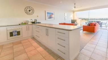 The Bluff Resort Apartments