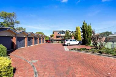 By The Sea - Franklin Beachfront Apartment - WiFi