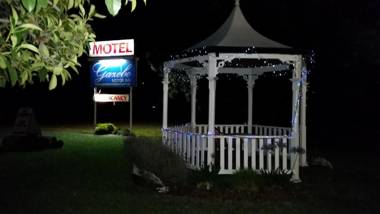 Gazebo Motor Inn