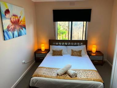 The Gazebo Place - Spacious 4 Bdrms near Murray River Family and Pet Friendly