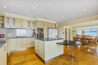 Lake Tyers Beach House