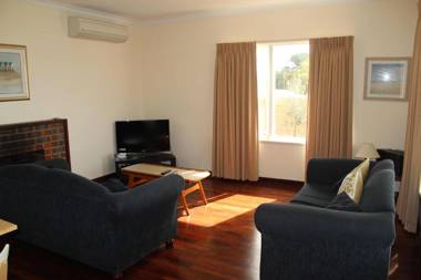 River Panorama Beach House