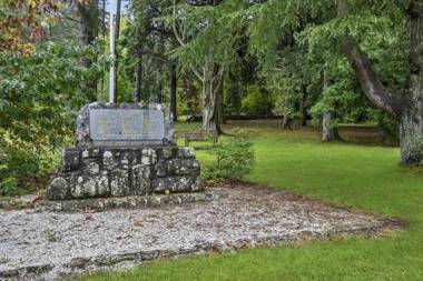 THE TEACHERS COTTAGE