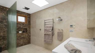 Casa Sul Lago in the H'Lands