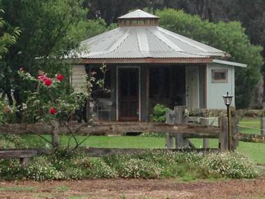 Ionaforest Yurt & Shepherds Hut
