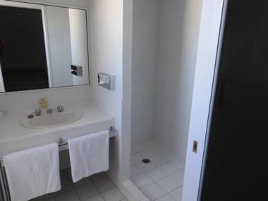 Reef Adventureland Motor Inn