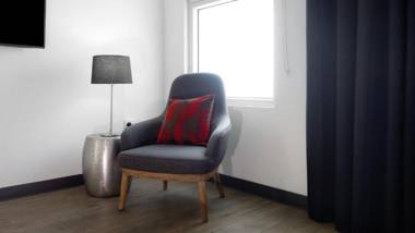 Semaphore Splash Apartments