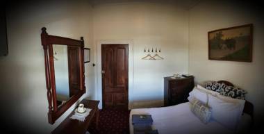 The Corner Hotel Alexandra