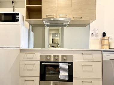 Readyset Apartment at Charman