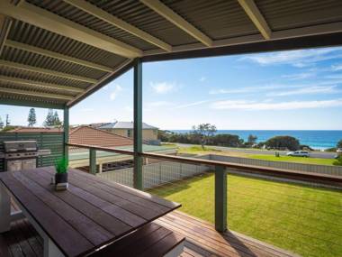 Kianga Parade Beach House