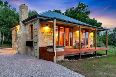 Blackwood Park Cottages Mole Creek