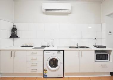 Bribie Beach Bungalow