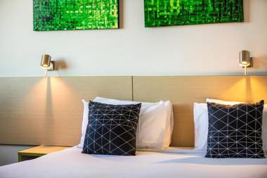 Nightcap at St Albans Hotel