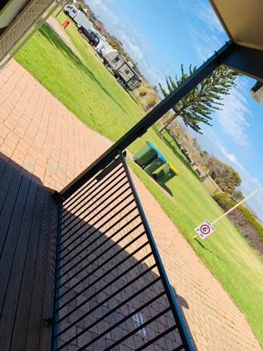 Moana Beach Tourist Park