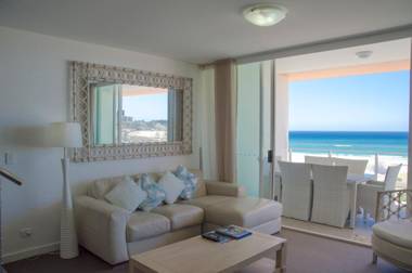 Kirra Surf Apartments