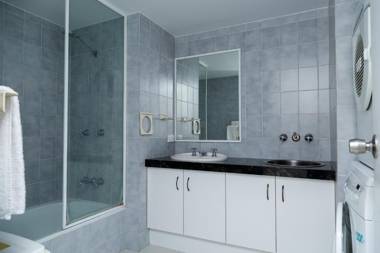 Crystal Beachfront Apartments