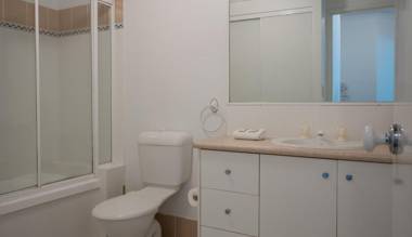 Sanctuary Lake Apartments