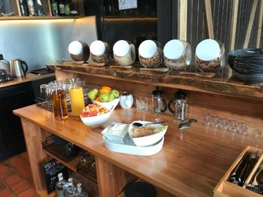 Thousand Lakes Lodge