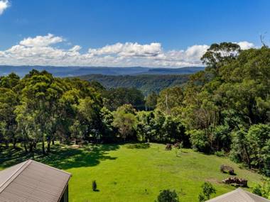 CHALET BEAUMONT Berry and Surrounds 4pm Check Out on Sundays except Peak season
