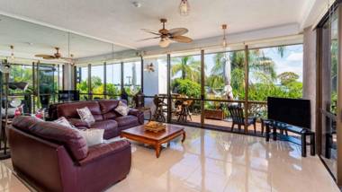 Two Storey Unit With Breathtaking Views
