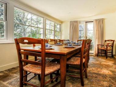 LAVENDER COTTAGE Alpine Southern Highlands 4pm Check Out Sundays