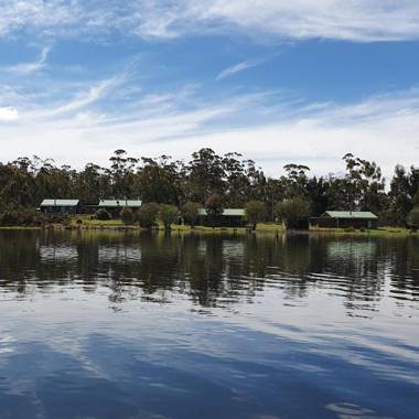 Lake Yalleena Nature Retreat