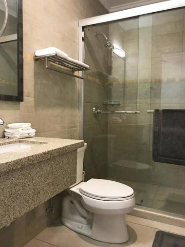 Affordable family apartment only 350 yards from Eagle Beach