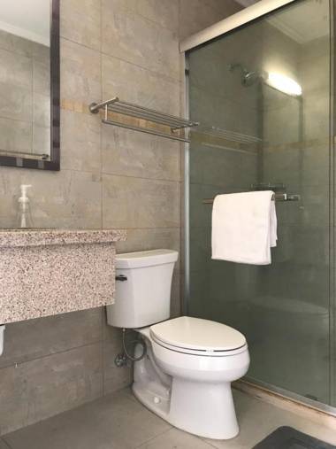 Affordable family apartment only 350 yards from Eagle Beach