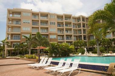 Modern apartment in levent in front of eagle beach