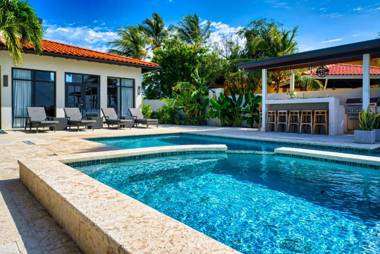 Bird of Paradise Villa