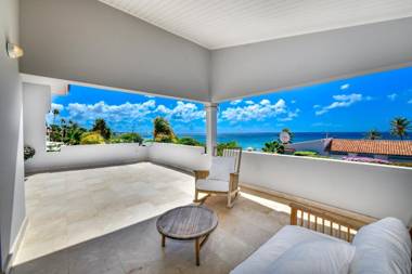 BEACH FRONT Luxury Villa Boca Catalina MALMOK