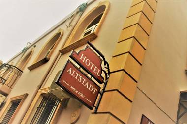 Altstadt Hotel & Cafe