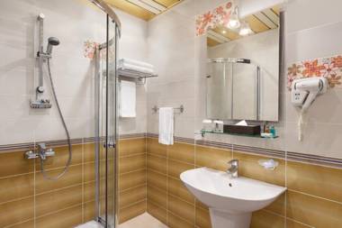 Days Hotel By Wyndham Baku